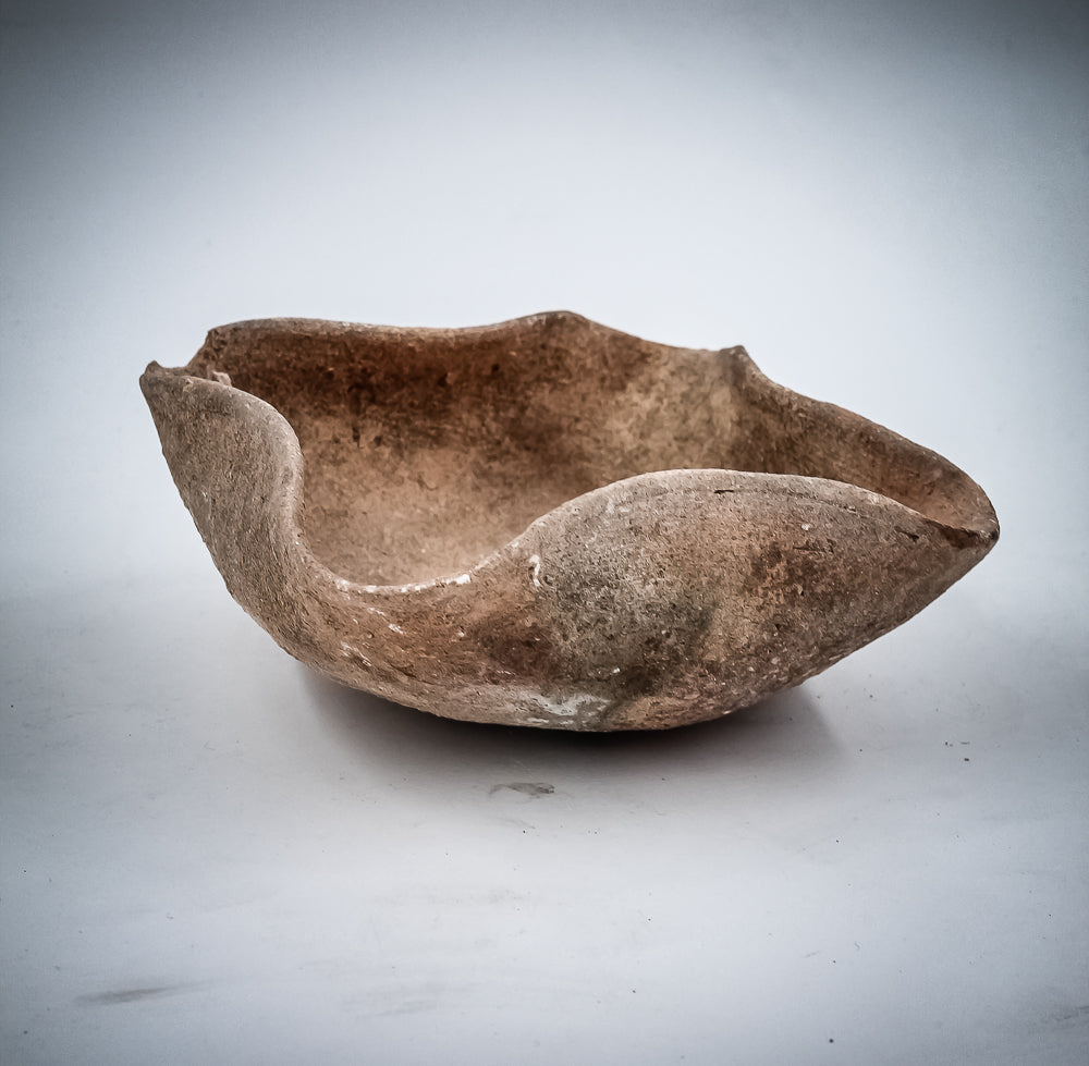 EARLY BRONZE AGE FOUR SPOUTED OIL LAMP