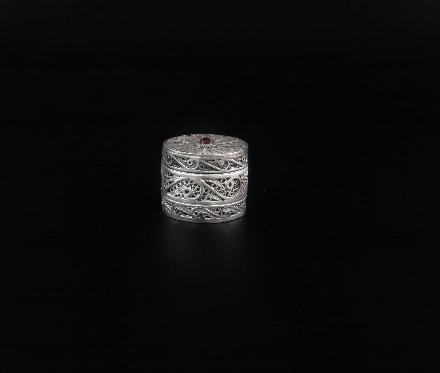 Hand Made Silver (ST925) Havdalah Spice Container (Besamim Box )