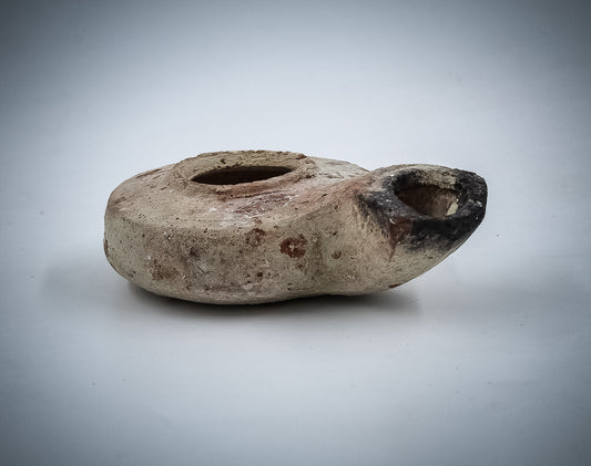 SECOND JEWISH TEMPLE PERIOD OIL LAMP(Herodian Period)